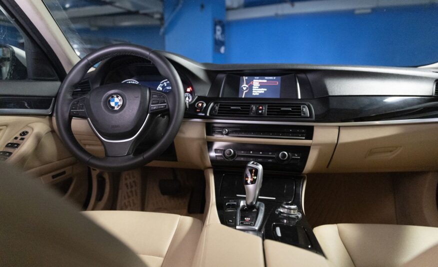 2014 BMW 520i Comfort