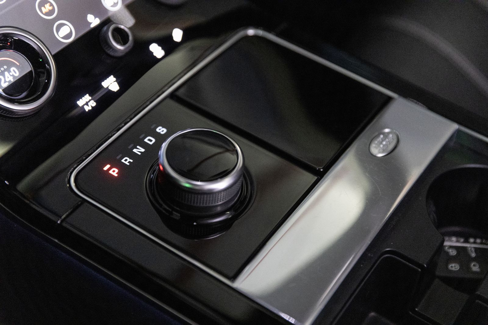 2020 Land Rover Range Rover Velar D240 R-Dynamic HSE