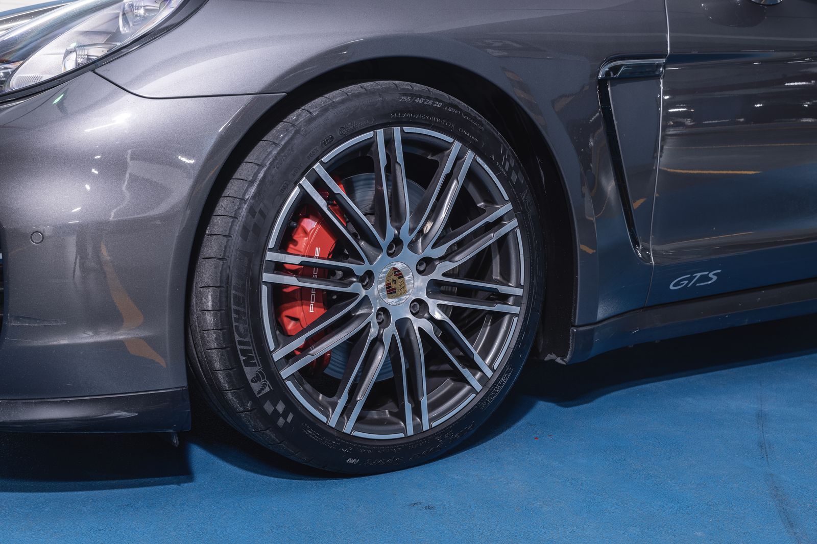 2015 Porsche Panamera GTS