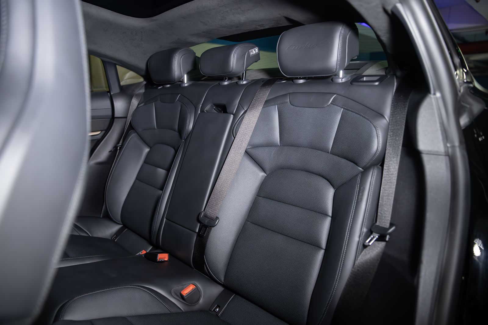 2020 Porsche Taycan Turbo S