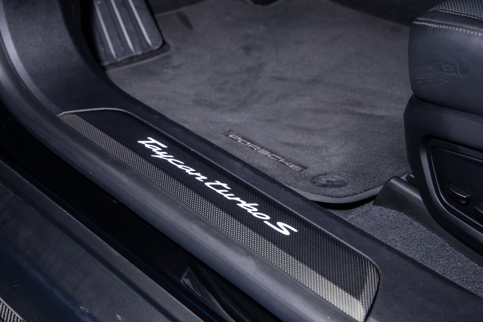 2020 Porsche Taycan Turbo S