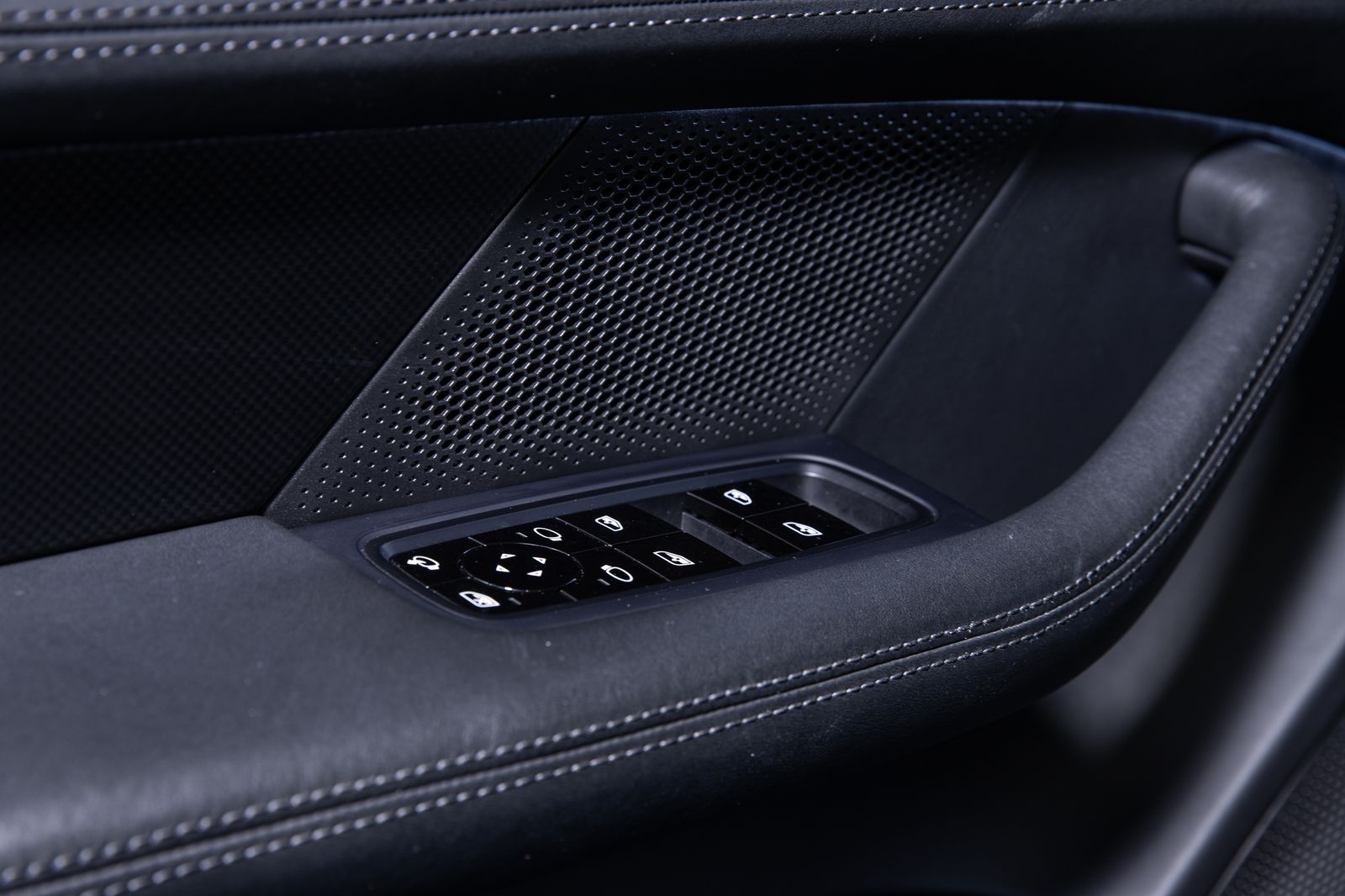 2020 Porsche Taycan Turbo S