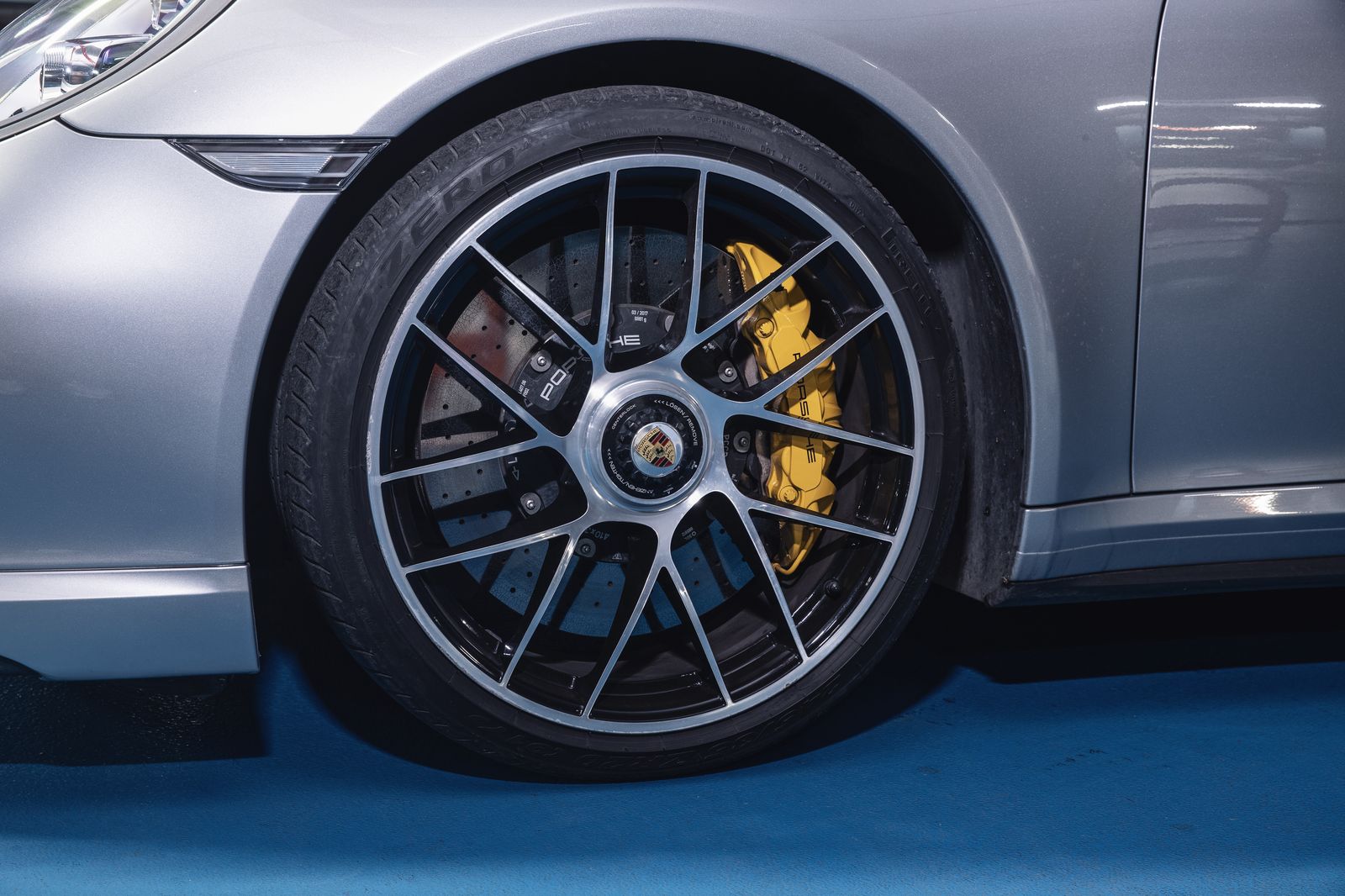 2017 Porsche 911 Turbo S