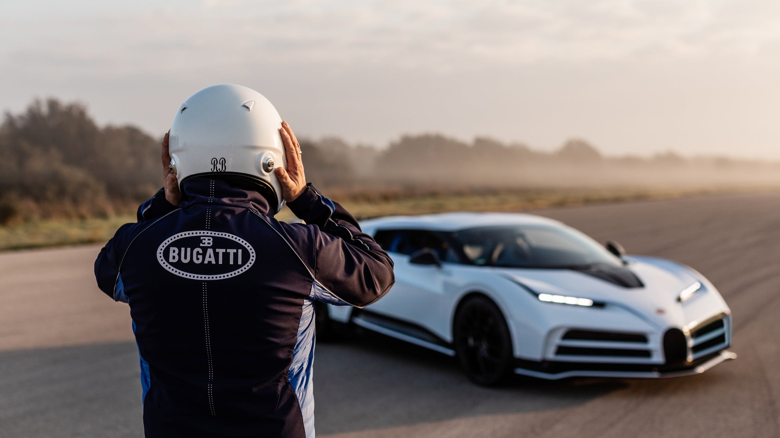 Bugatti Centodieci, 50.000 Kilometrelik Testlerin Ardından Üretime Giriyor