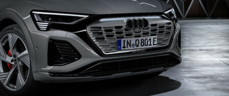 Audi logosunu yeniden tasarladı