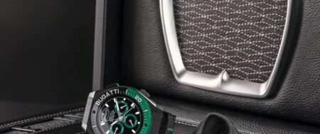 Bugatti, Chiron Super Sport modelini Ceramique Titane isimli saati ile onurlandırıyor.