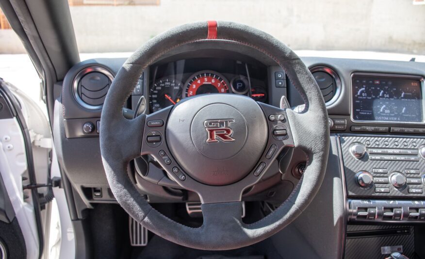 2016 Nissan GT-R Nismo