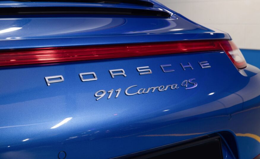 2014 Porsche 911 Carrera 4S