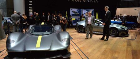 Aston Martin Valkyrie’nin var olma sebebi Ferrari!