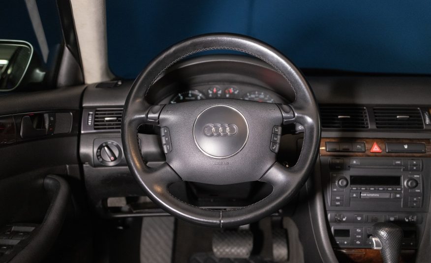 2004 Audi RS6 Avant
