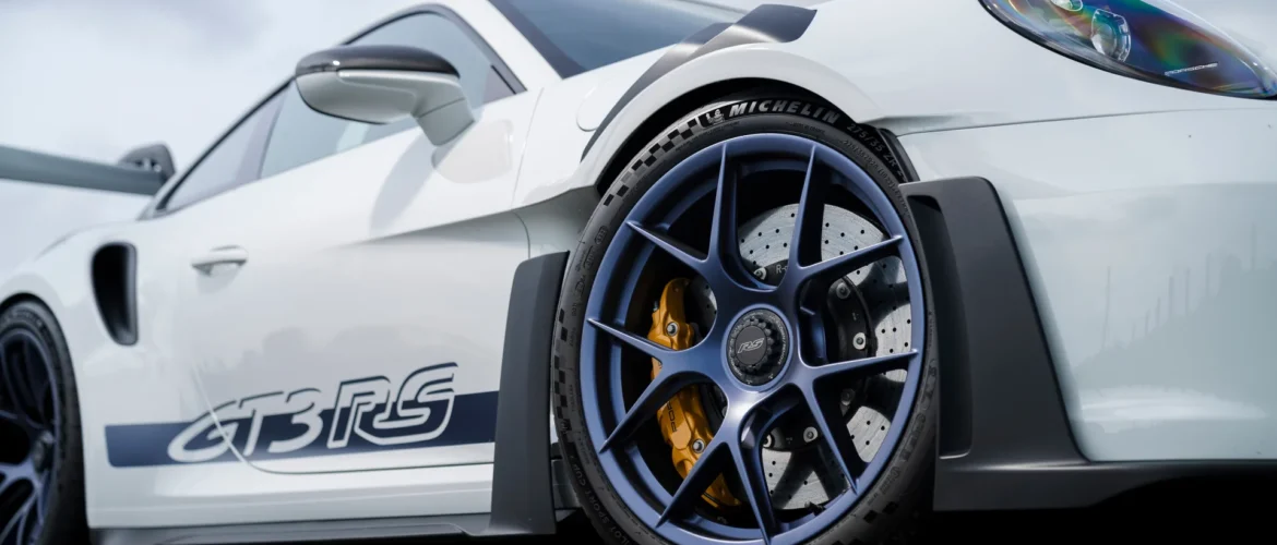 Porsche elektrikli planlarını askıya aldı, yeni benzinli modeller geliştiriyor